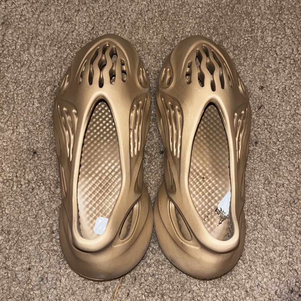 Authentic Yeezy shoes.size 8 1/2